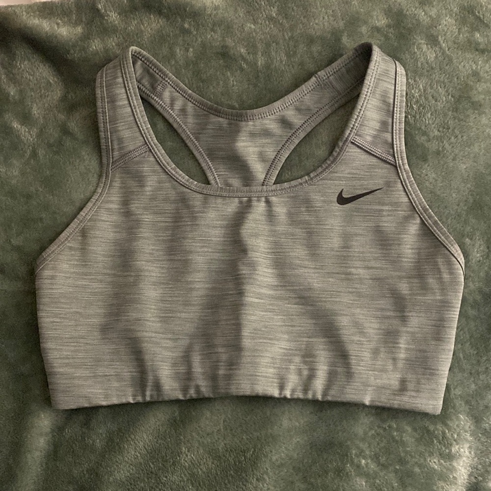 Nike Dri-Fit Sports Bra Women’s